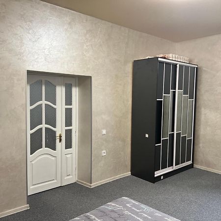 New Cozy Apartment Near Opera House And “Malevich” Lviv Exterior photo