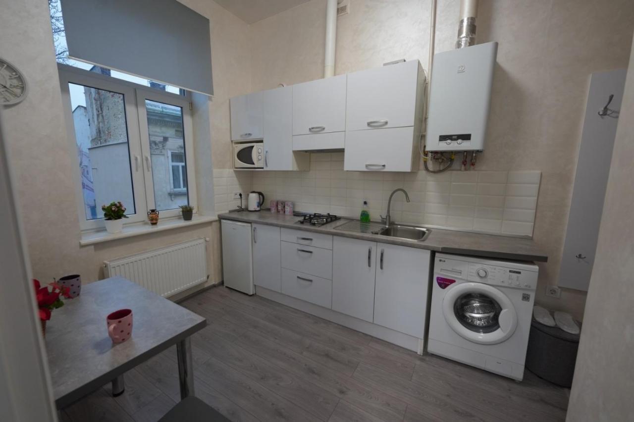 New Cozy Apartment Near Opera House And “Malevich” Lviv Exterior photo