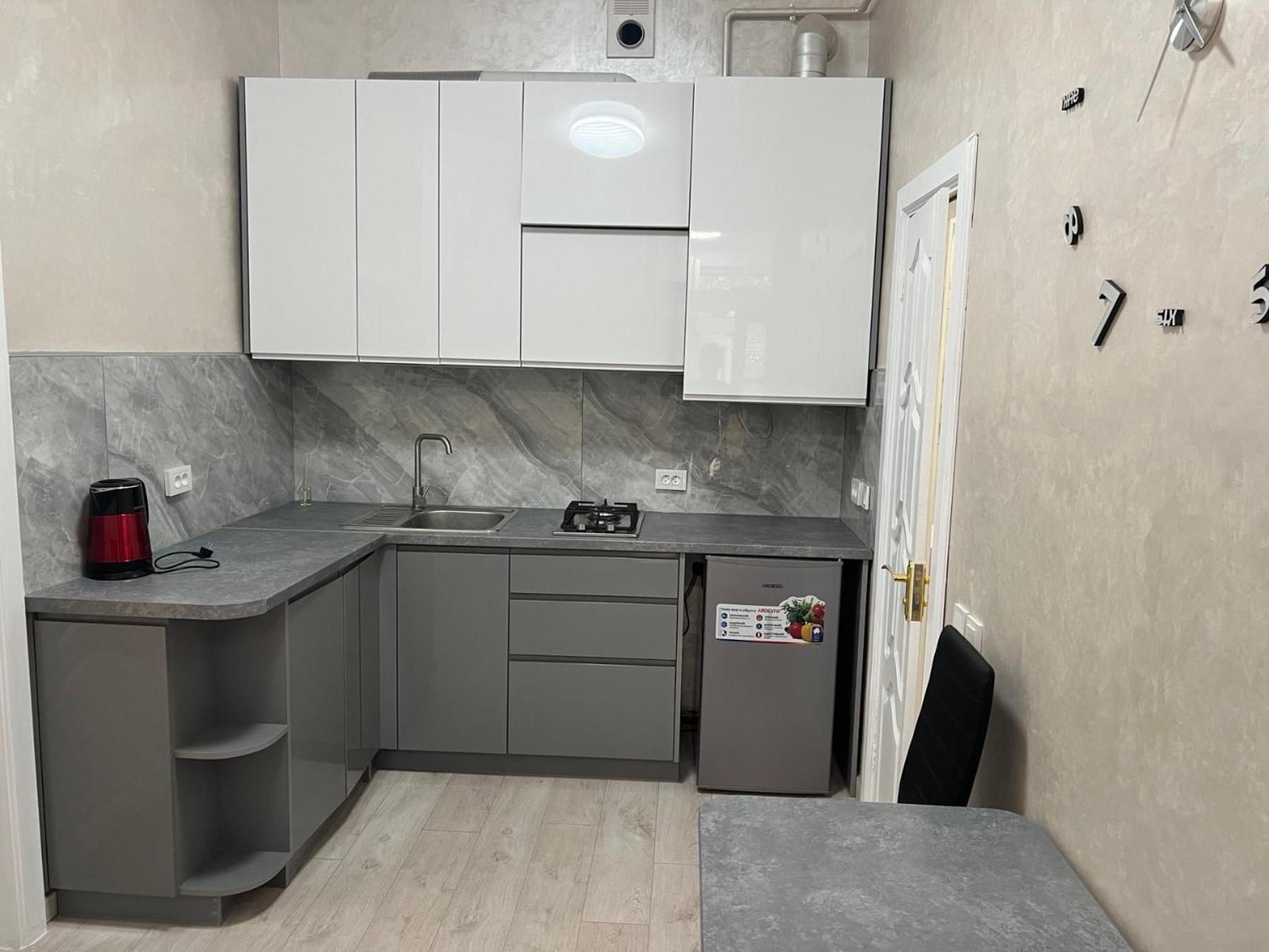 New Cozy Apartment Near Opera House And “Malevich” Lviv Exterior photo